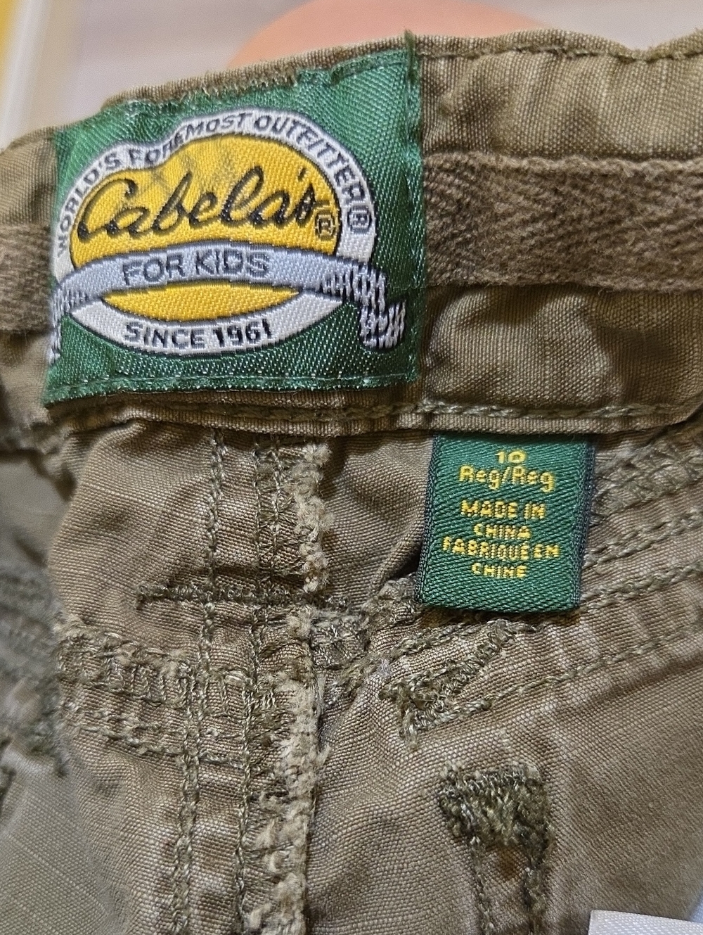 Cabela's for Kids Olive Green Cargo Pants w. Knee Reinforcement Size 10 Reg - Picture 5 of 7